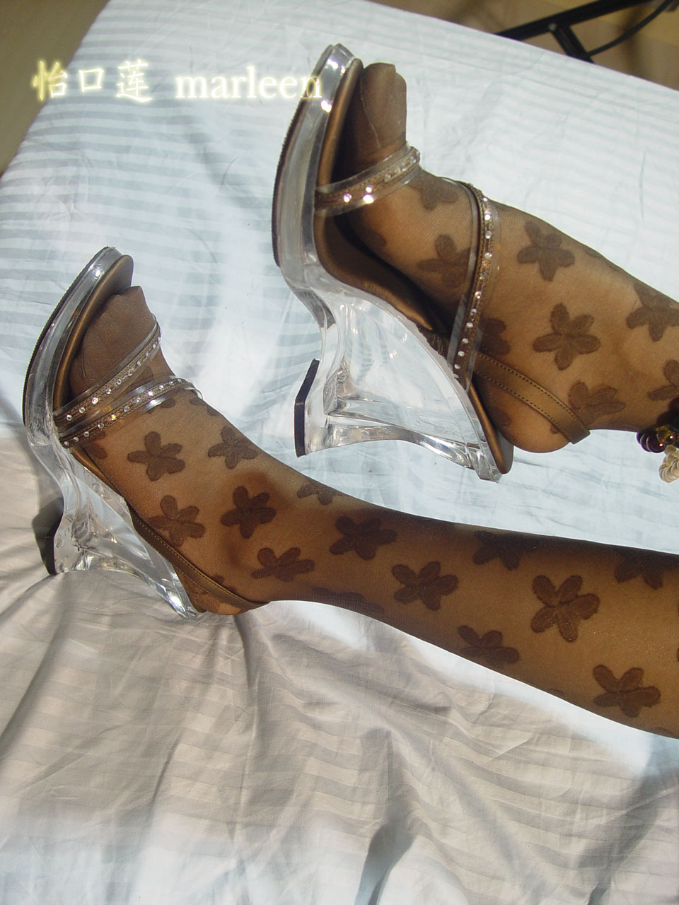 淡淡猫香全部丝袜套图大合集 2